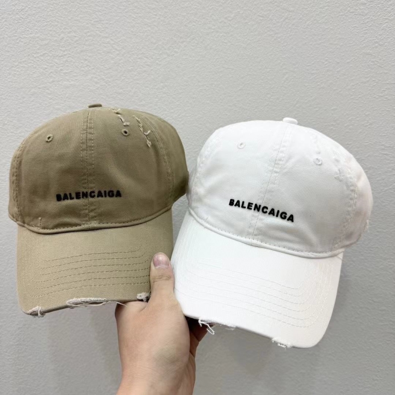 BALENCIAGA